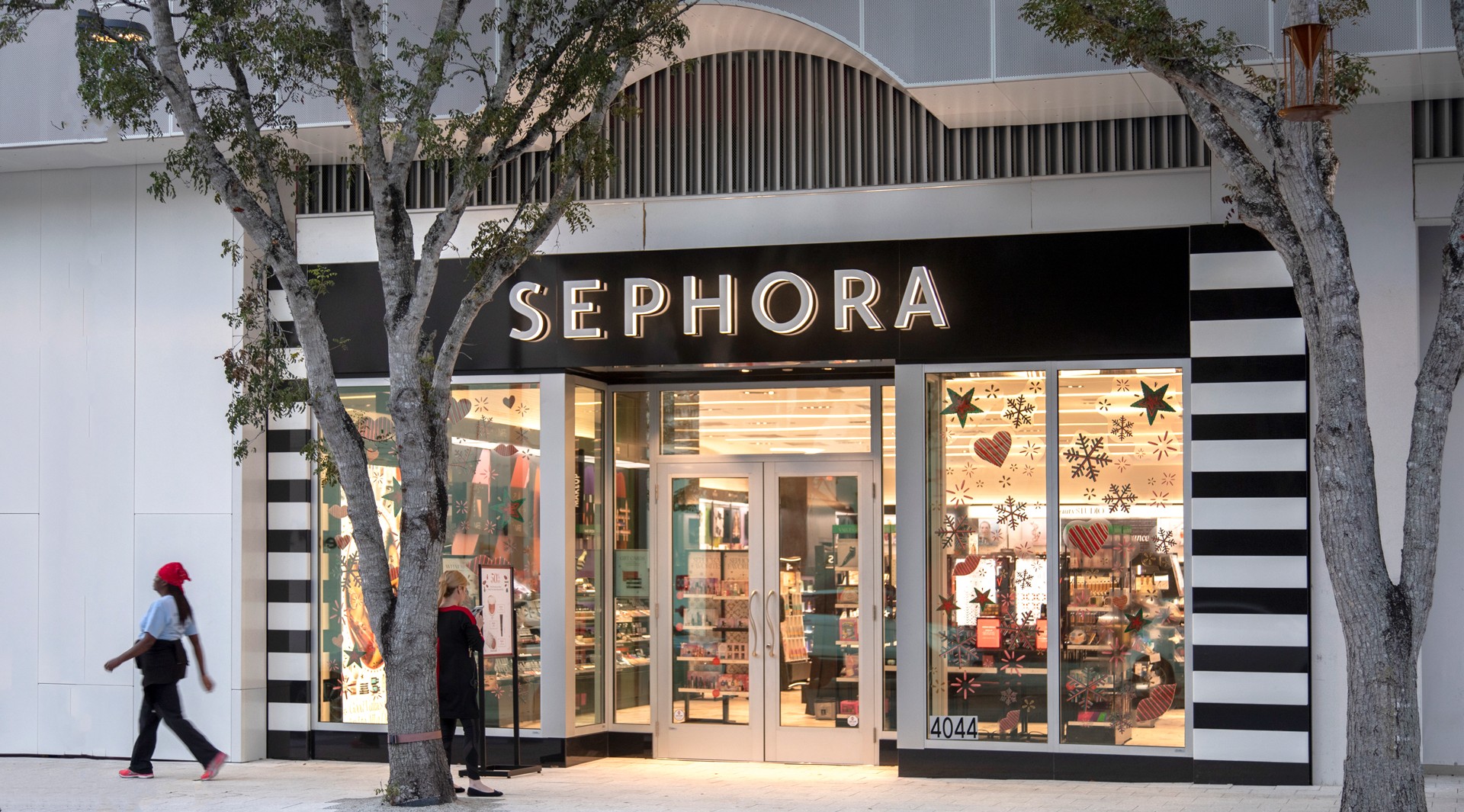 SEPHORA SETS ITS SIGHTS ON THE DESIGN DISTRICT