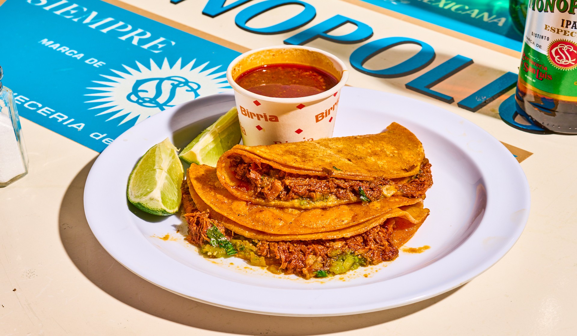 Birria y Beverages at Tacombi