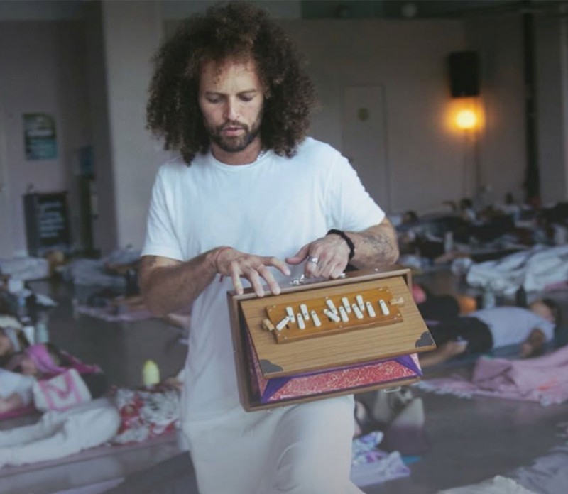 Sound Session Ahana Yoga