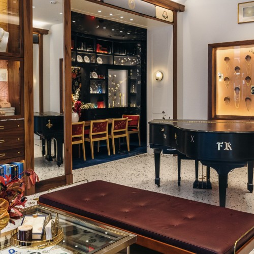 FoundRae's Tattoo Studio