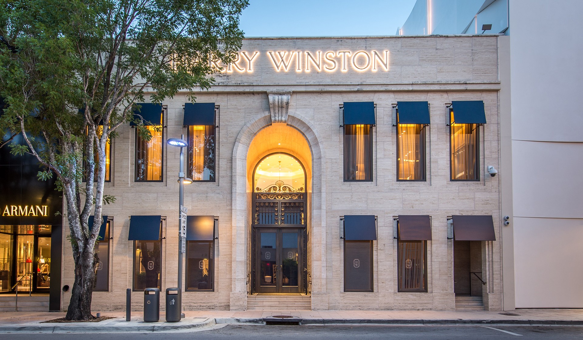 Harry Winston Image