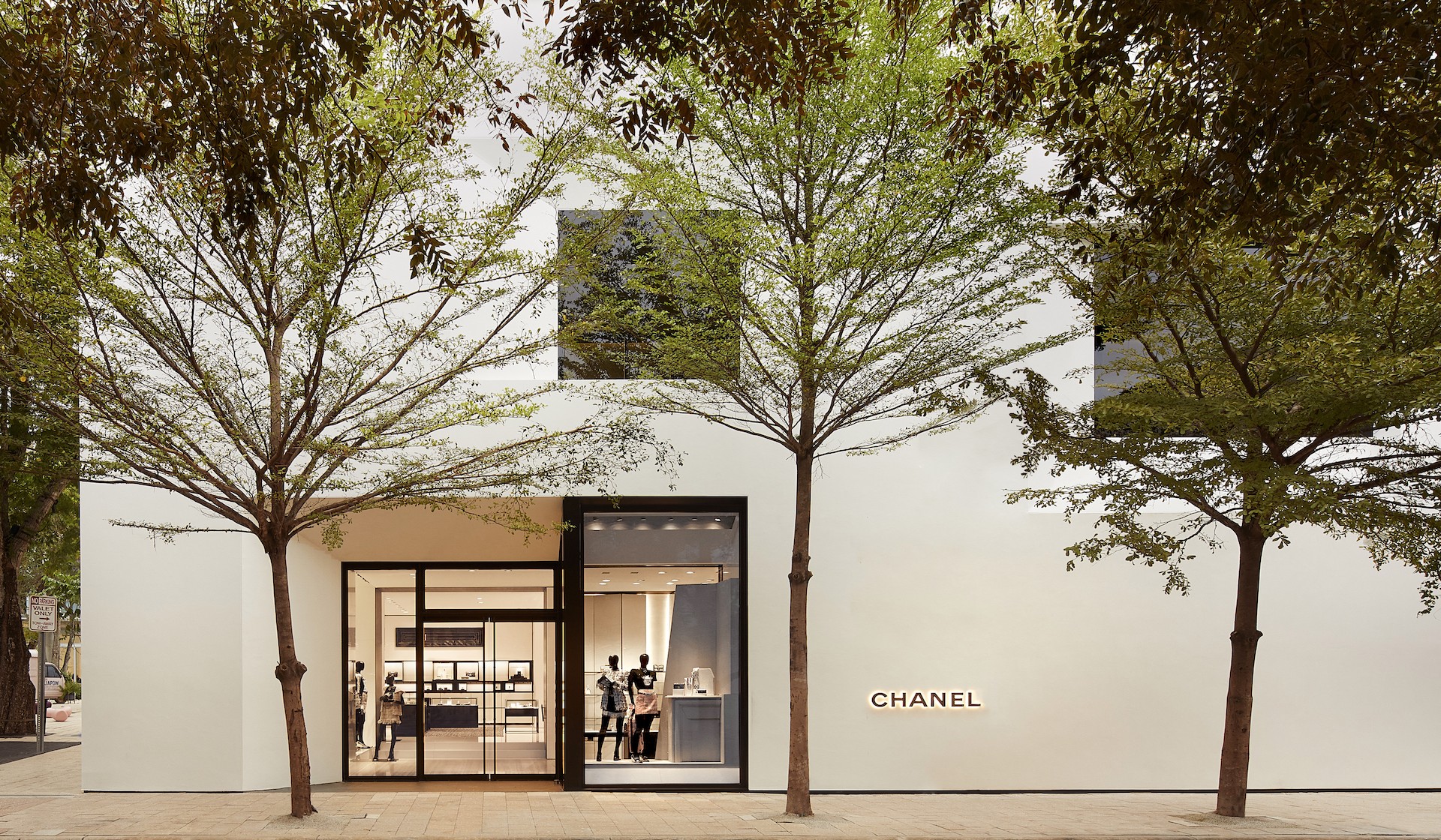 CHANEL  Miami Design District